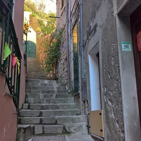 Ferrari * Monterosso al Mare